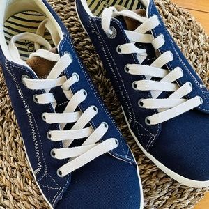 Taos Star Burst Shoes Navy Canvas Sneakers Sz 11